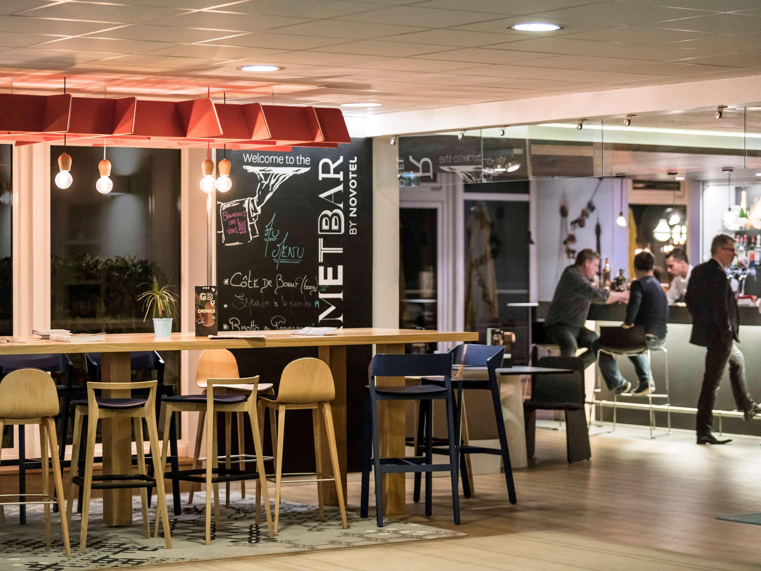 Novotel Saclay Eksteriør bilde